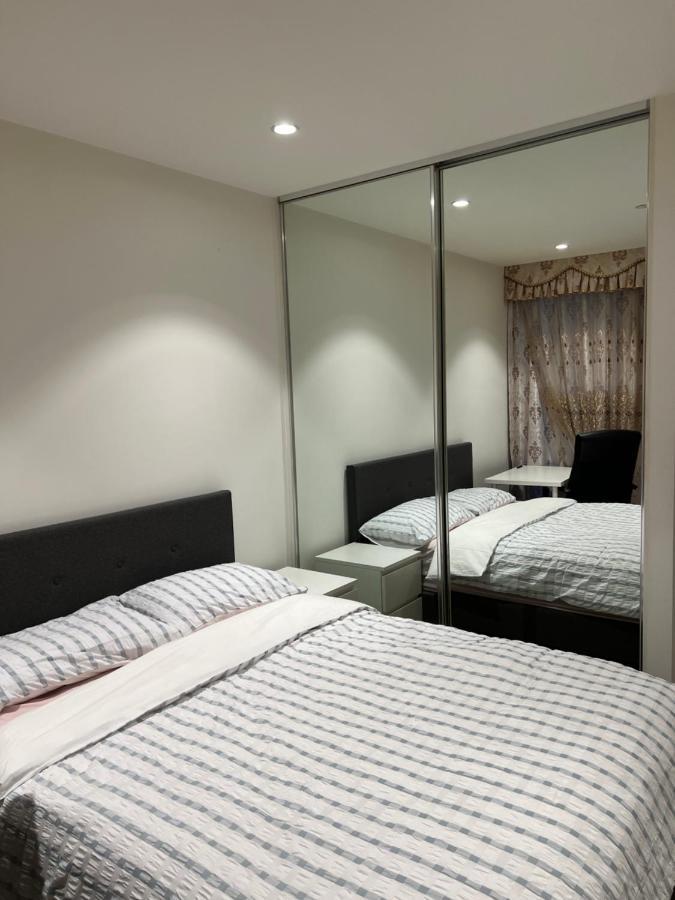 Elegant Three Bedrooms Apartment With Free Parking In Southbank Near Crown Melbourne Kültér fotó