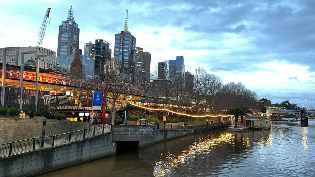Elegant Three Bedrooms Apartment With Free Parking In Southbank Near Crown Melbourne Kültér fotó
